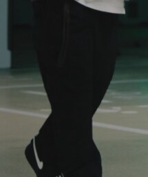 goopi | チノパンツ