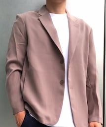 GU | カーキ色　¥3,990 MEN ウォッシャブルコンフォートジャケット(テーラードジャケット)