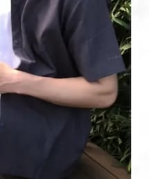 niko and... | NEMERALS リネンライクバンドカラーシャツ
ブラック/ ¥6,050
セットアップ対応
イージーケアのリネン風シャツ
ポリエステル素材でリネンの風合いを再現した、夏らしさたっぷりのシャツ。
人気の高まるバンドカラーですっきりとした着こなしを楽しめます。
ポリエステルならではのお手入れのしやすさで、着回し力も抜群。(シャツ/ブラウス)