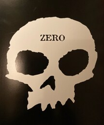 ZERO SKATEBOARDS……✨🛹✨ | 長さ80.0cm　幅20.3cm　ノーズ17.8cm　テール17.3cm ウィールベース35.0cm コンケーブ（強）/キック（中）(スポーツグッズ)