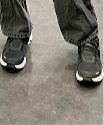 On | スニーカー