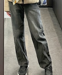 n. | デニムパンツ