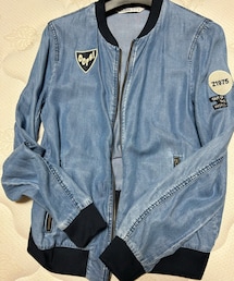 ZARA | セカストにて購入 ジャストサイズなのでトップス使い目的込みで購入(ブルゾン)