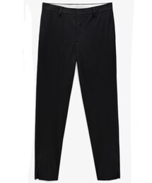 ZARA | スリムフィットパンツ ブラックカラー(スラックス)