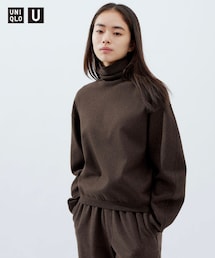 UNIQLO | ブラッシュドジャージータートルネックT(ニット/セーター)