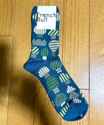 French Bull | 日本製。ウール混。木🌲🌳？みたいな柄が並んでます😃(ソックス/靴下)