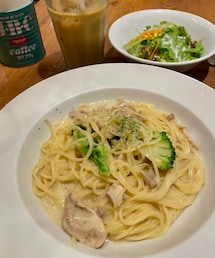 鶏肉と🥦のクリームパスタ | そんなにこってりしてなくて食べやすいクリームパスタでした。(その他)