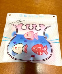 プレスバターサンド🍪 | 旦那が東京出張行ってお土産で買ってきた、期間限定のプレスバターサンド。苺、桃、プレーンの３個入り🎶(ラッピングキット)