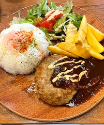 ロコモコランチ🍽️✨ | 思ってたよりお腹いっぱいになりました🐮(その他)