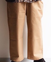 weac. | チノパンツ