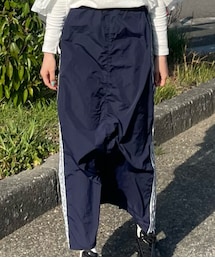 forksy. | スカート