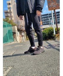 Yeezy | スニーカー