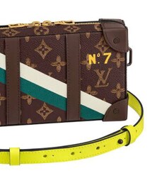 LOUIS VUITTON | ポーチ