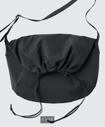 UNIQLO | ドローストリングショルダーバッグ(バッグ)