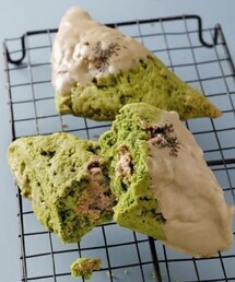 スタバの抹茶スイーツ | 抹茶＆ほうじ茶クリームスコーン(その他)