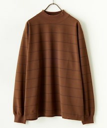 THE NORTH FACE PURPLE LABEL | ロングスリーブモックネックTシャツ。(Field Striped Mockneck)コットン/COOLMAX(R) EcoMade鹿の子を使用しており、コットンTシャツに比べて軽量かつ乾きやすい素材。ストライプ部分にはスラブ糸を使用し、ランダムな太さのピッチが特徴。裾にTHE NORTH FACEロゴ刺繍。ゆったりと着られるオーバーサイズフィットのアイテム(Tシャツ/カットソー)