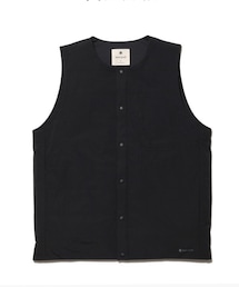 Snow Peak | Flexible Insulated Vest L Black クルッと丸めてバッグに忍ばせておけば安心。どこに行くにも重宝すること間違いなしの中わたベスト。(ダウンベスト)