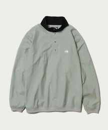THE NORTH FACE PURPLE LABEL | ノースフェイス パープルレーベル ビューティーアンドユース別注 ジャケット 洗練されたシルエットとデザインが特徴のザ・ノースフェイス パープルレーベルに、“都会”をテーマにしたプルオーバーとパンツのコレクションの制作を依頼。インラインではスウェット生地で展開されているトップスを、ノーステッククロスという機能素材に変更。また、ソリッドな雰囲気に合うようロゴも小さめのサイズ感にアレンジ。(ナイロンジャケット)