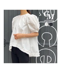 Charming charlie | チャーミングKHAKI KOJI【2023年 春夏】裾 フリル フィッシュテール デザインプルオーバー ミセス 即納(トップス)