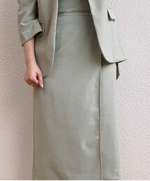 Te chichi | スカート