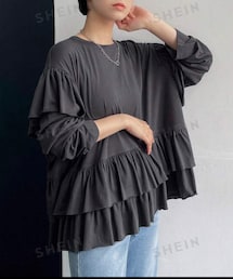 SHEIN | SHEIN ラッフルヘムクルーネックTシャツ(Tシャツ/カットソー)