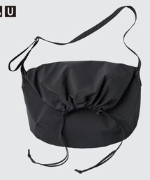 Uniqlo U:ドローストリングショルダーバッグ | ショルダーバッグ