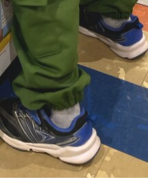 瞬足 | スニーカー