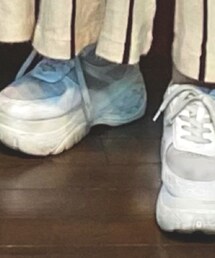 ？？？ | スニーカー