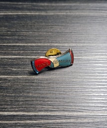 VINTAGE | Vintage ピンバッジ 中目黒の古着屋さんでシャツを買ったら貰えたレトロなかわいいやつ(アクセサリー)