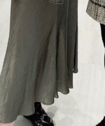 Mila Owen | スカート