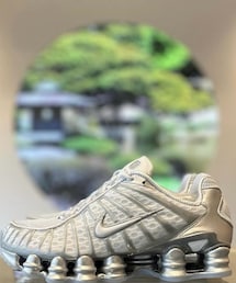 NIKE | Women's Shox TL "Pure Platinum and Metallic Silver"(スニーカー)