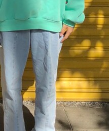 50% | デニムパンツ