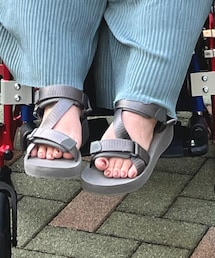 GU | サンダル