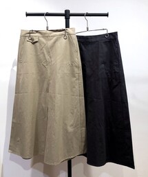 di colore | スカート
