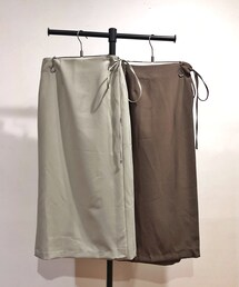 di colore | スカート