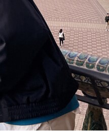 COS | スラックス