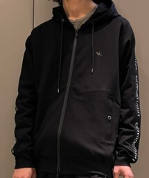 1 piu 1 uguale 3 | パーカー