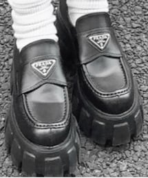 PRADA | ローファー