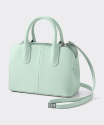 GU | ボストンスクエアショルダーバッグ+E 349152 / light blue / ¥2,990(ショルダーバッグ)