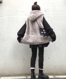 Reecofur | @reecofur.officialから販売中 🛒fur vest ®️(ジャケット/アウター)