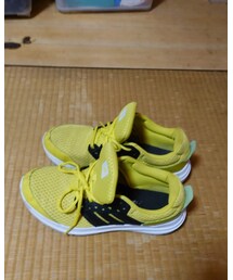 adidas | スニーカー