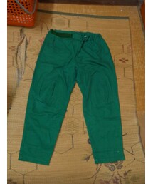 Red Cap Girl | チノパンツ