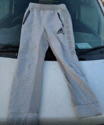 adidas | ã¹ãŠã§ãããã³ã