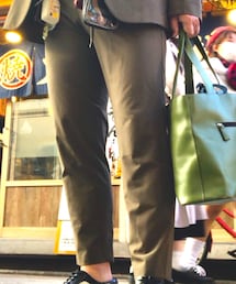 GU | スラックス