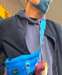 GU | パーカー