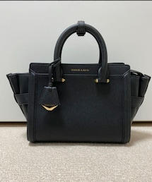 CHARLES & KEITH | チャールズアンドキース ダブルハンドルトラペーズトートバッグ(トートバッグ)