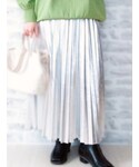 Avail(アベイル)のSUメタリックプリーツスカート　SUREVE