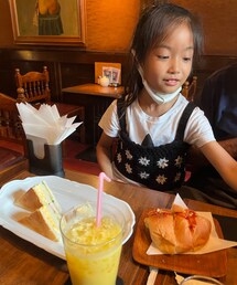 今日のおやつは豪華 | その他