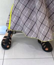 Q | サンダル