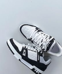 LOUIS VUITTON | スニーカー